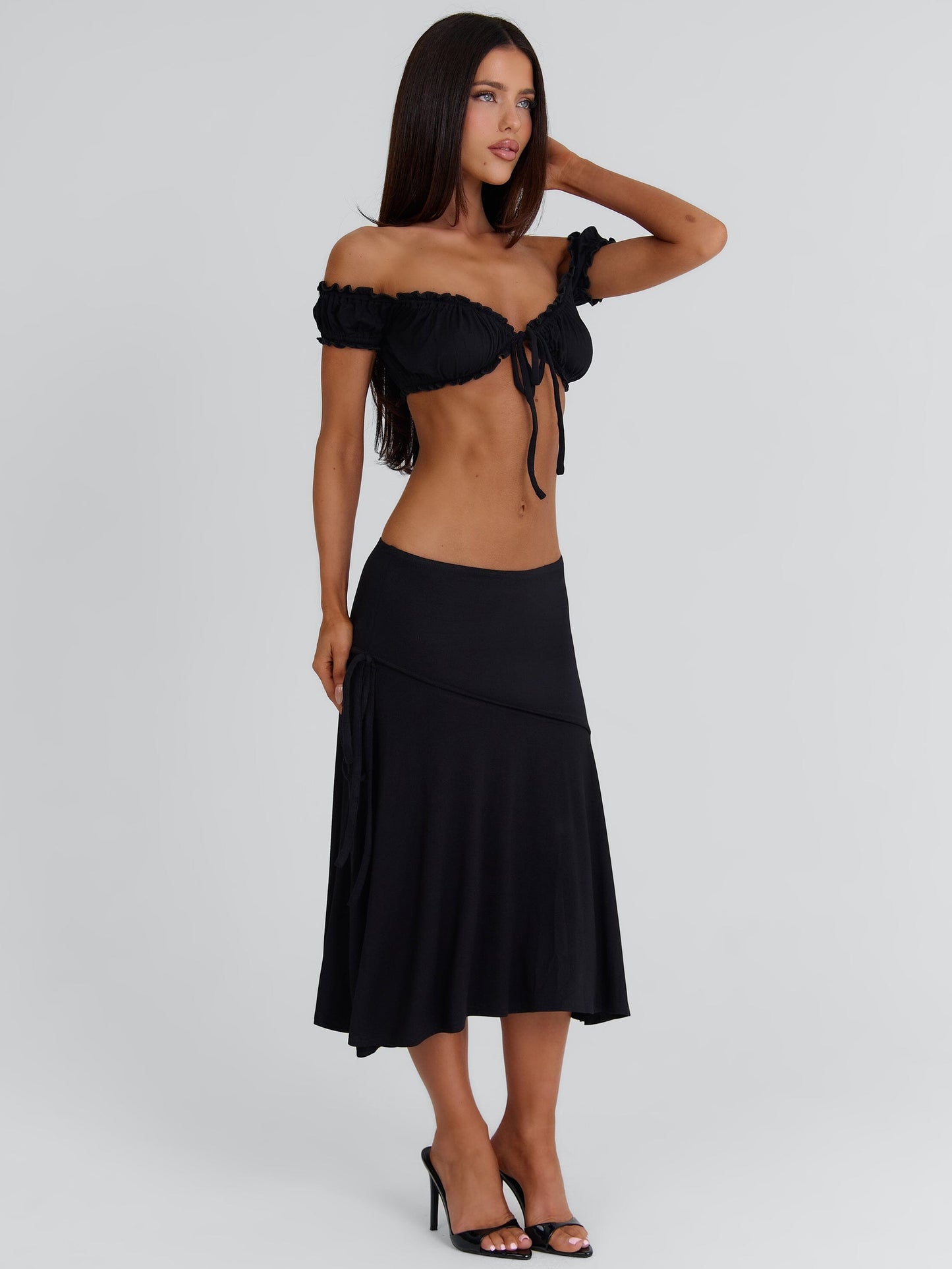 ARRIELLE CROP TOP BLACK